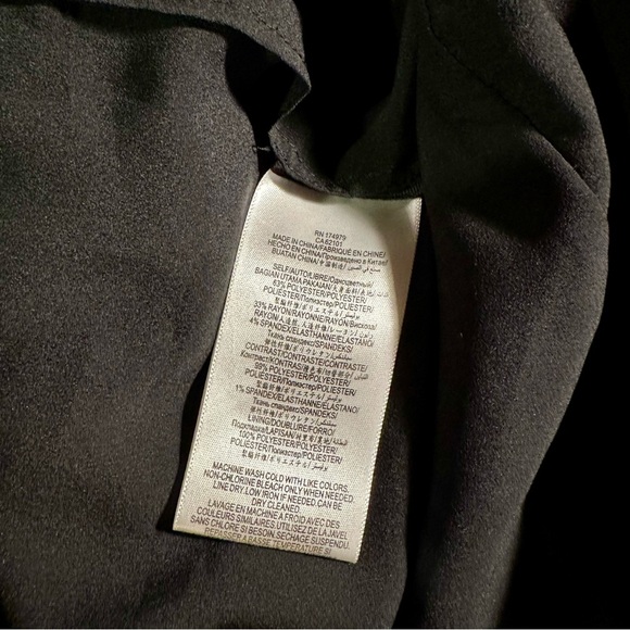 BCBGMaxAzria ‘Addilyn’ Fringe Trim Shift Dress in Black Size 6 - Picture 15 of 15